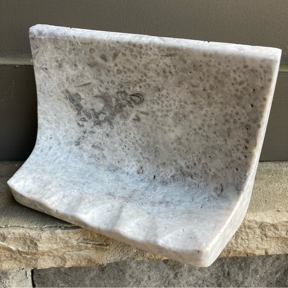 🌲 Travertine Soap Dish, Natural Stone. NWOT.